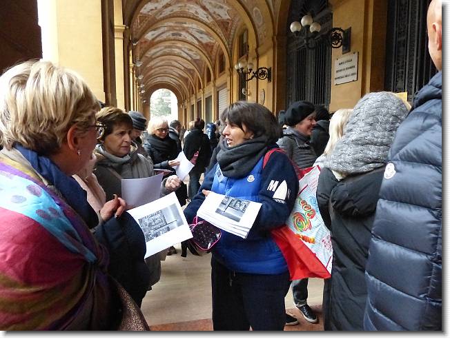 Clicca per scorrere le foto originali ingrandite