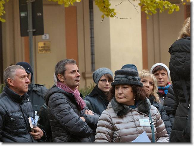 Clicca per scorrere le foto originali ingrandite