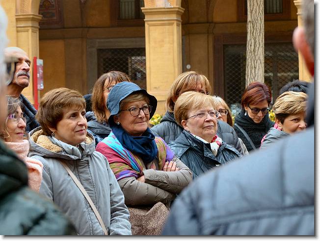 Clicca per scorrere le foto originali ingrandite
