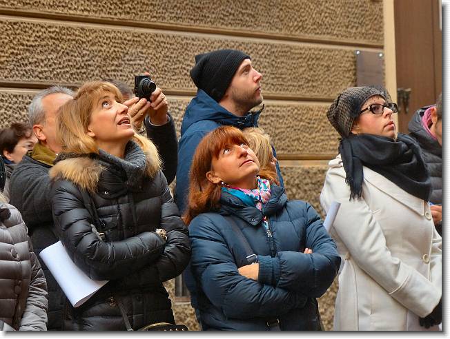 Clicca per scorrere le foto originali ingrandite
