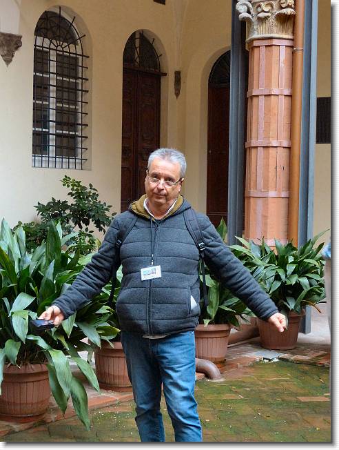 Clicca per scorrere le foto originali ingrandite