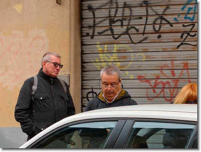 Clicca per scorrere le foto originali ingrandite