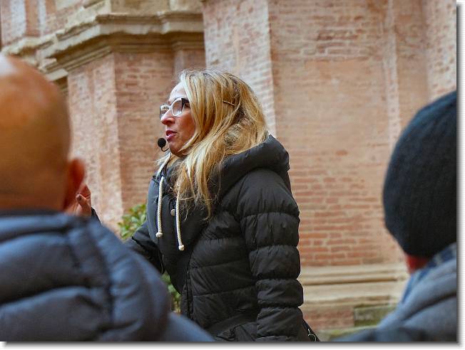 Clicca per scorrere le foto originali ingrandite