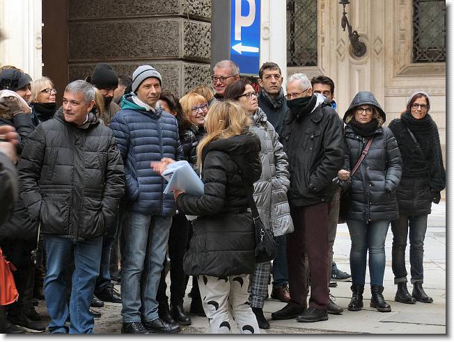 Clicca per scorrere le foto originali ingrandite