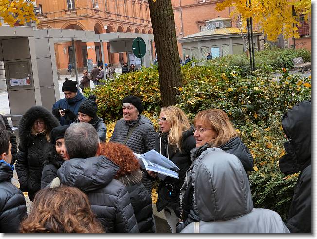 Clicca per scorrere le foto originali ingrandite