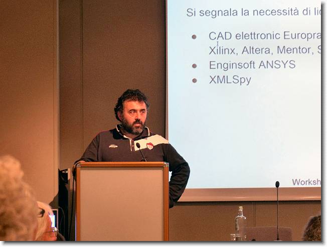 Clicca per scorrere le foto originali ingrandite