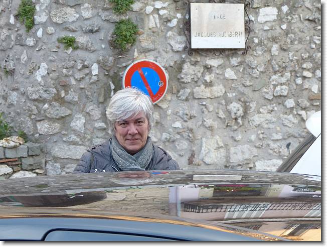 Clicca per scorrere le foto originali ingrandite