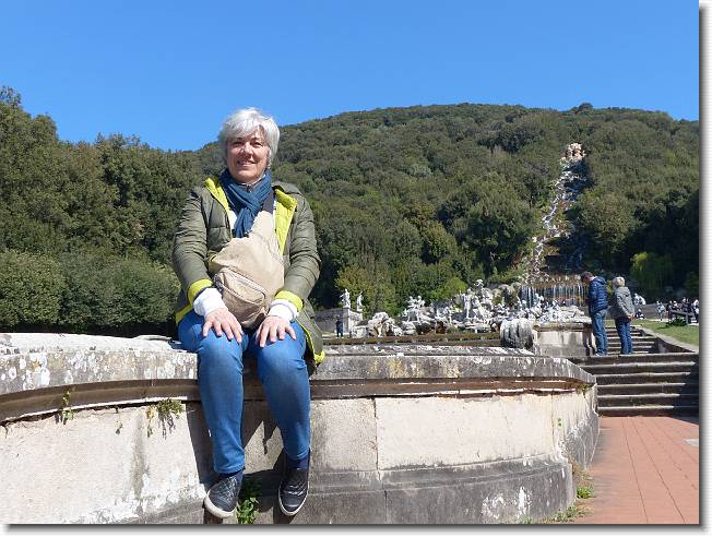 Clicca per scorrere le foto originali ingrandite