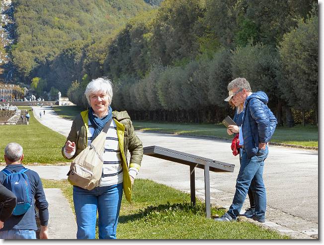 Clicca per scorrere le foto originali ingrandite