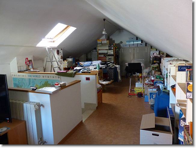 Clicca per scorrere le foto originali ingrandite