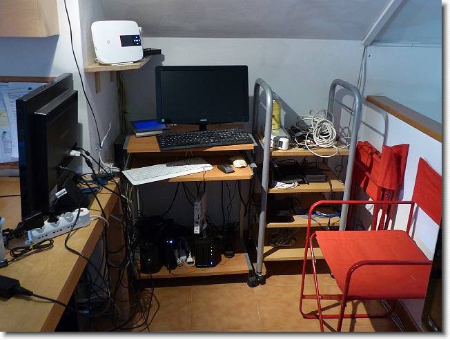 Clicca per scorrere le foto originali ingrandite