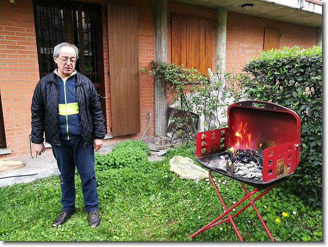 Clicca per scorrere le foto originali ingrandite