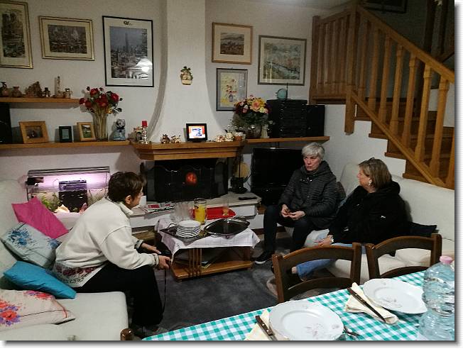 Clicca per scorrere le foto originali ingrandite
