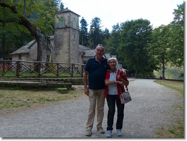 Clicca per scorrere le foto originali ingrandite