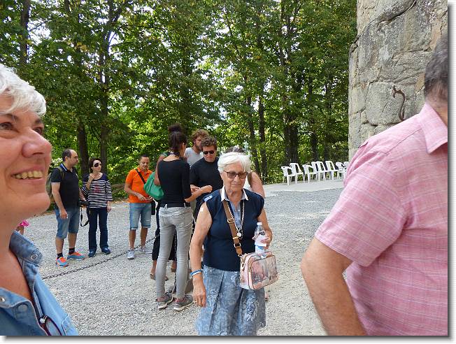 Clicca per scorrere le foto originali ingrandite