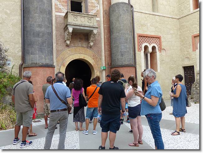 Clicca per scorrere le foto originali ingrandite
