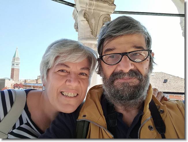 Clicca per scorrere le foto originali ingrandite