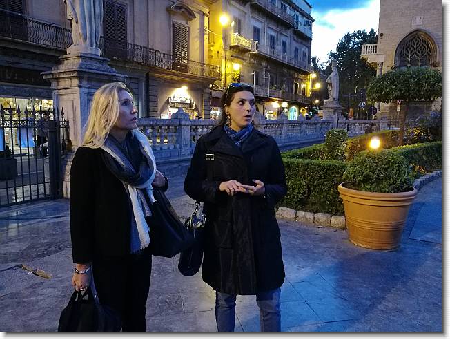 Clicca per scorrere le foto originali ingrandite