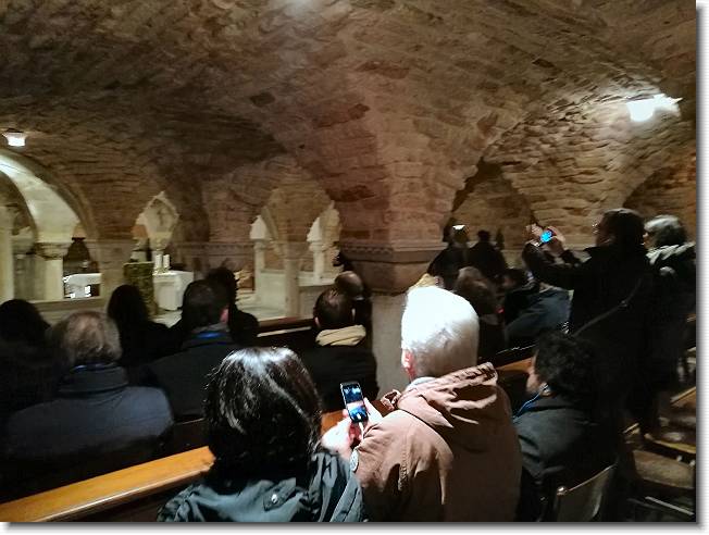 Clicca per scorrere le foto originali ingrandite