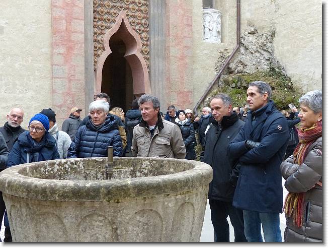 Clicca per scorrere le foto originali ingrandite