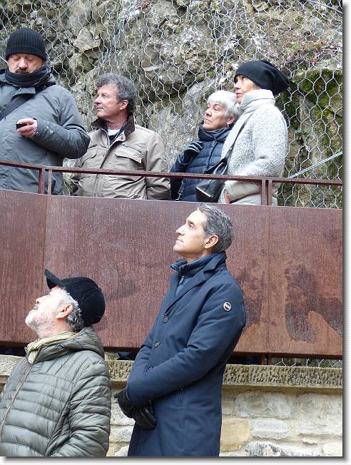 Clicca per scorrere le foto originali ingrandite
