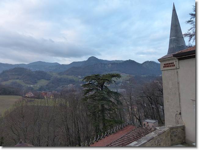 Clicca per scorrere le foto originali ingrandite