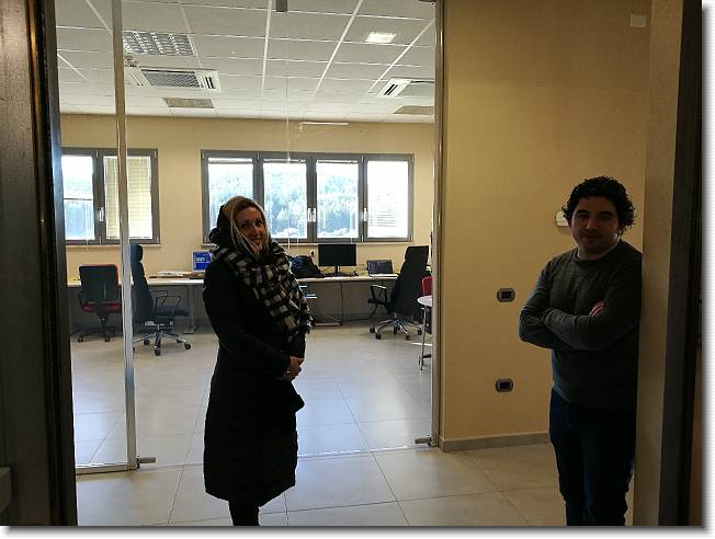 Clicca per scorrere le foto originali ingrandite
