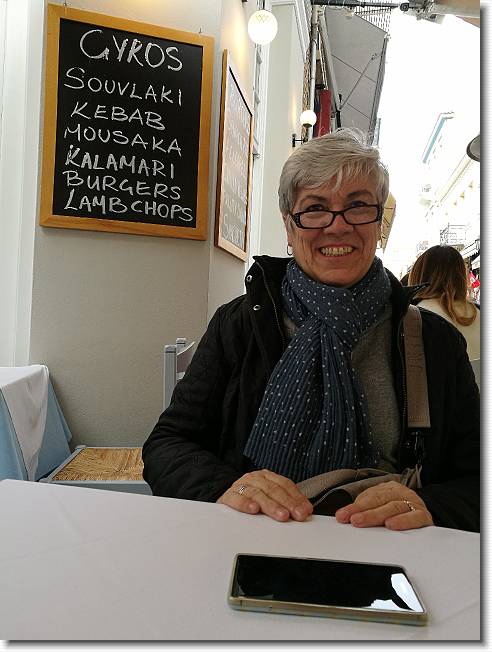 Clicca per scorrere le foto originali ingrandite