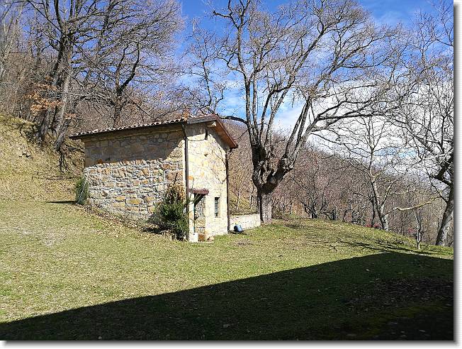 Clicca per scorrere le foto originali ingrandite