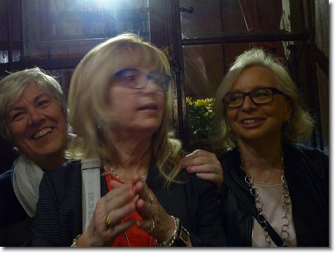 Clicca per scorrere le foto originali ingrandite