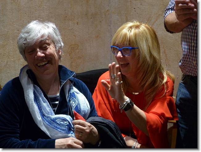 Clicca per scorrere le foto originali ingrandite