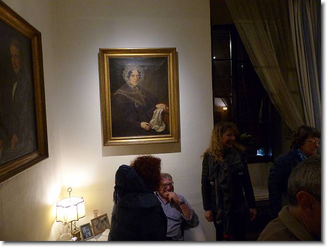Clicca per scorrere le foto originali ingrandite