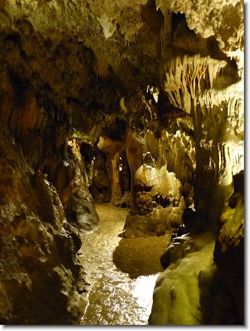 Clicca per scorrere le foto originali ingrandite