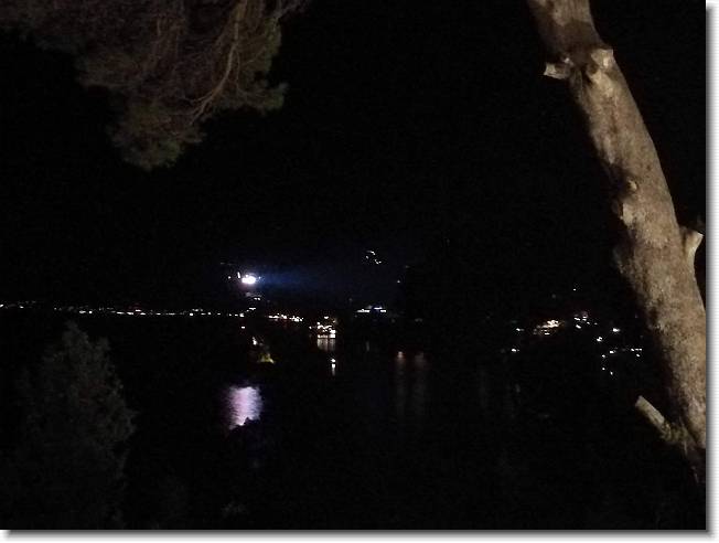 Clicca per scorrere le foto originali ingrandite