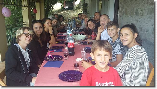 Clicca per scorrere le foto originali ingrandite