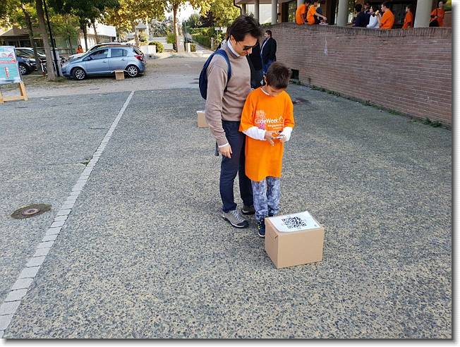 Clicca per scorrere le foto originali ingrandite