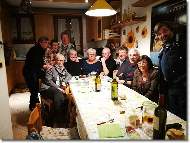Clicca per scorrere le foto originali ingrandite