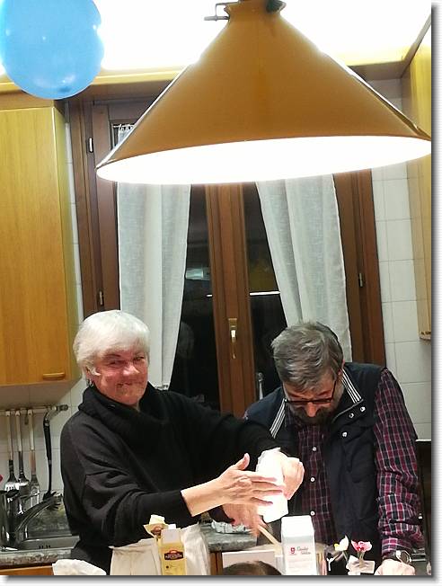 Clicca per scorrere le foto originali ingrandite