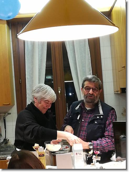 Clicca per scorrere le foto originali ingrandite
