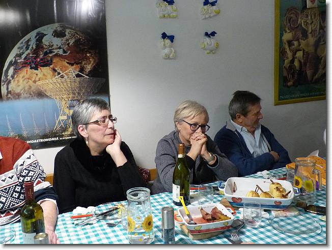 Clicca per scorrere le foto originali ingrandite