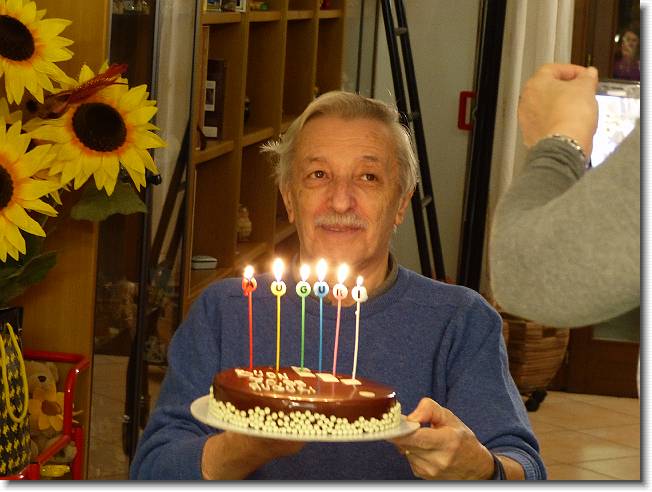 Clicca per scorrere le foto originali ingrandite