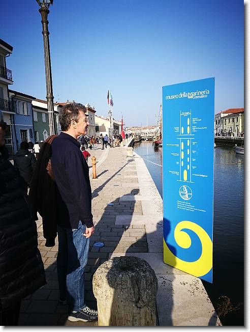 Clicca per scorrere le foto originali ingrandite