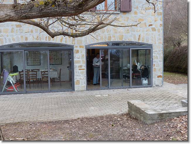 Clicca per scorrere le foto originali ingrandite