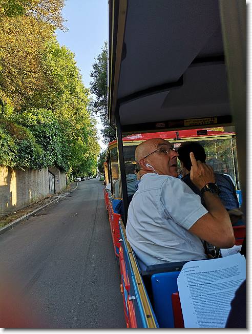 Clicca per scorrere le foto originali ingrandite
