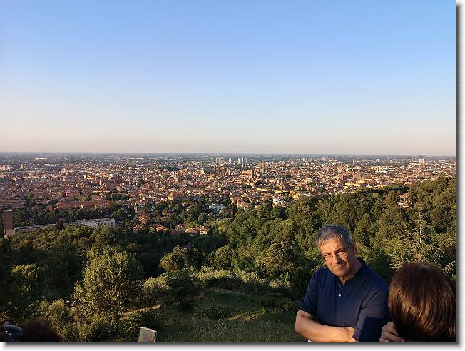 Clicca per scorrere le foto originali ingrandite