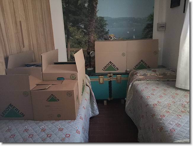 Clicca per scorrere le foto originali ingrandite