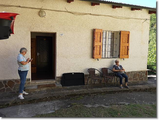 Clicca per scorrere le foto originali ingrandite