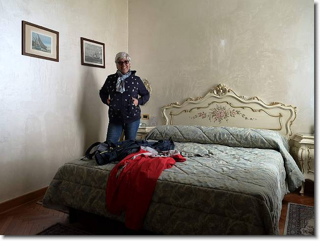 Clicca per scorrere le foto originali ingrandite