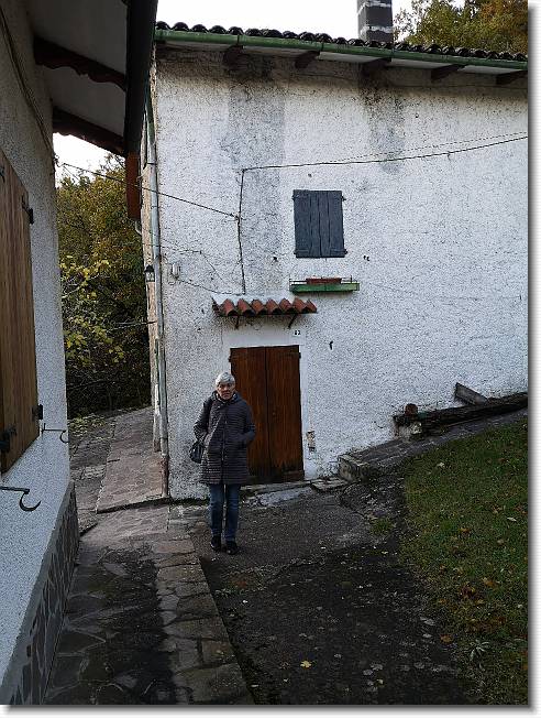 Clicca per scorrere le foto originali ingrandite