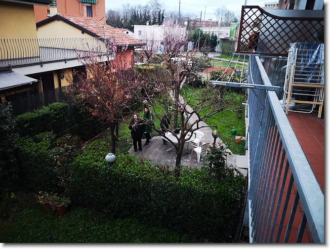 Clicca per scorrere le foto originali ingrandite